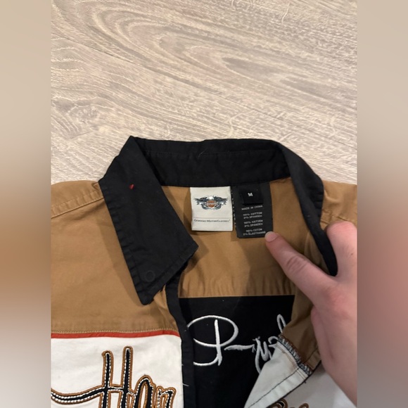 Harley-Davidson Black, Brown, and White Shirt - Picture 2 of 5